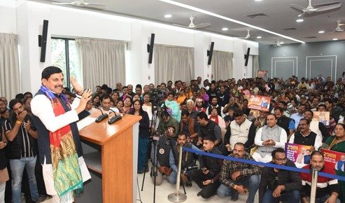 cm-mohan-yadav-announcement-six-grand-gates-in-bhopal