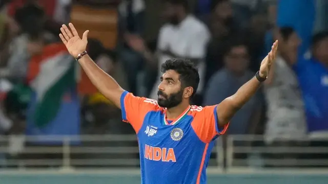 जसप्रीत बुमराह ने रचा इतिहास: टी-20 में 100 विकेट पूरे, तीनों फॉर्मेट में 100+ विकेट लेने वाले भारत के पहले गेंदबाज बने