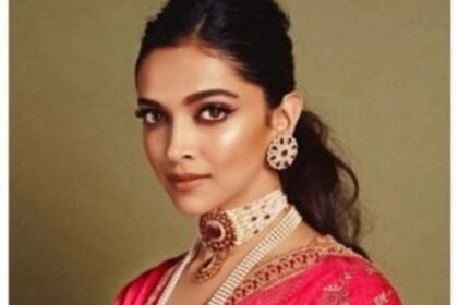 deepika-padukone-looks-straight-out-of-fairytale-in-sarees-see-pics-5