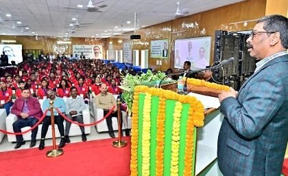 hemant-soren-inaugurates-shibu-soren-jee-neet-coaching-in-ranchi