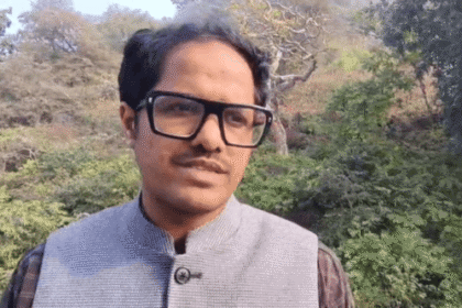 Chitrakoot: DM inspected the beautification work of Kamadgiri Parikrama Marg.