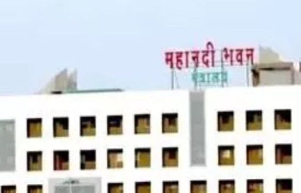 chhattisgarh-employee-officer-federation-work-ban-pen-down-strike-raipur