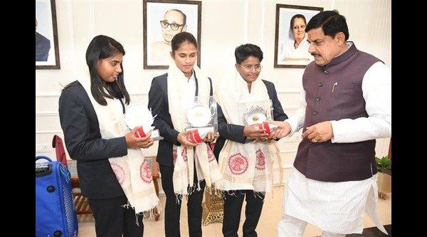 mp-women-cricketers-incentive-25-lakh