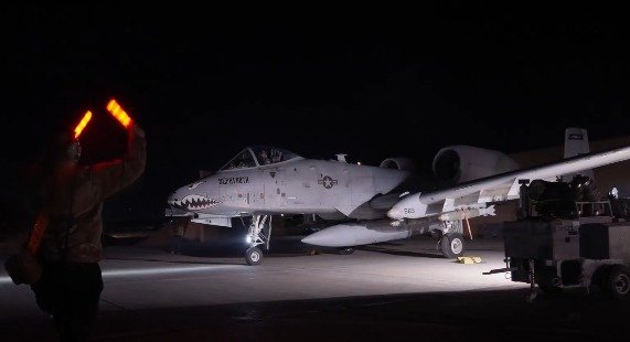 operation-hawkeye-us-airstrike-isis-syria-after-americans-killed