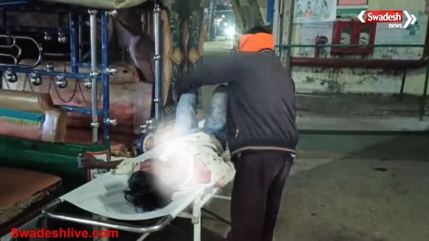 Horrific road accident in Bengabad: One youth killed, two seriously injured