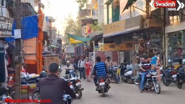 बेमेतरा के मुख्य बाजार में अवैध अतिक्रमण, दुकानदारों ने सड़क पर फैला रखा सामान