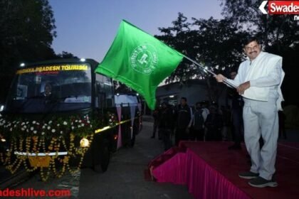 मुख्यमंत्री डॉ. यादव ने पन्ना नेशनल पार्क में 10 नई कैंटर बसों का किया शुभारंभ, अब 19 पर्यटक एक साथ ले सकेंगे जंगल सफारी का आनंद