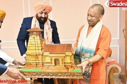 गोरखनाथ मंदिर पहुंचे उत्तराखंड के राज्यपाल, सीएम योगी ने किया भव्य स्वागत