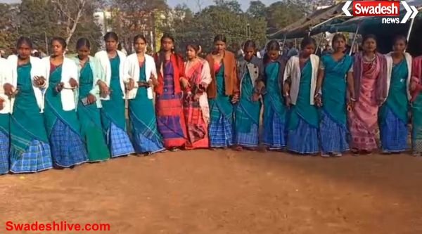 Dumka: Sohrai festival, a symbol of love for nature, was celebrated with great pomp in the police line.