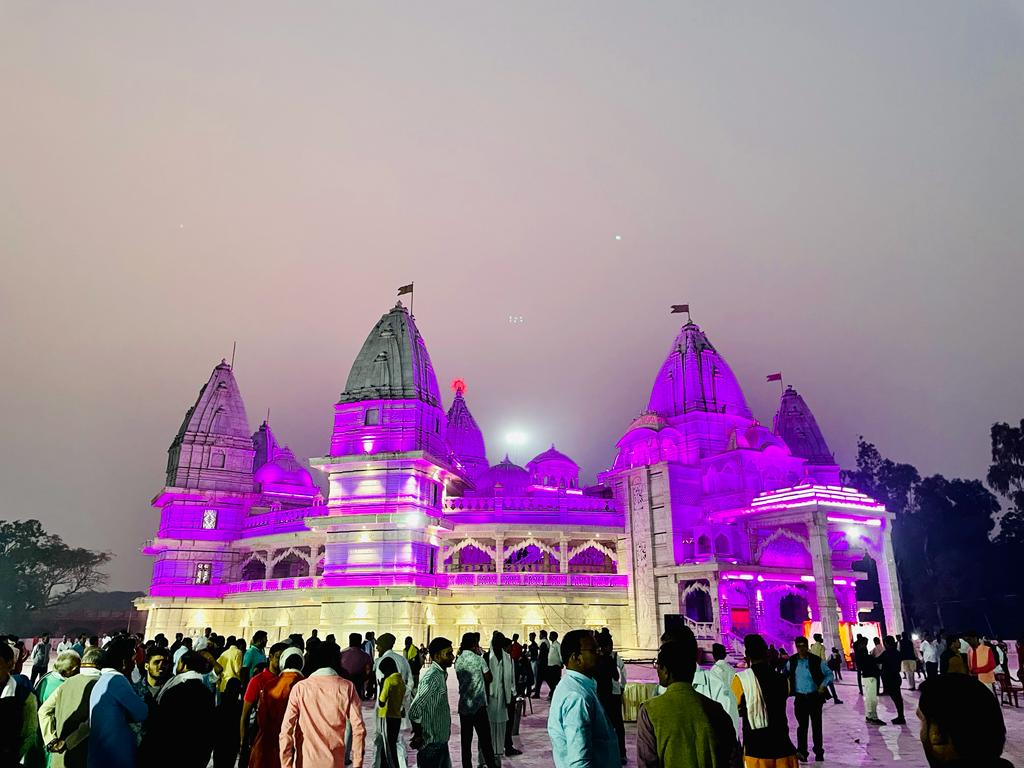 Dabra Navgrah Peeth Festival