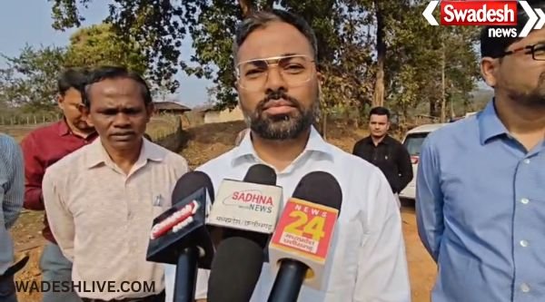 Niroandadih Bridge Inspection: Collector inspected the under-construction Nirondadih bridge.