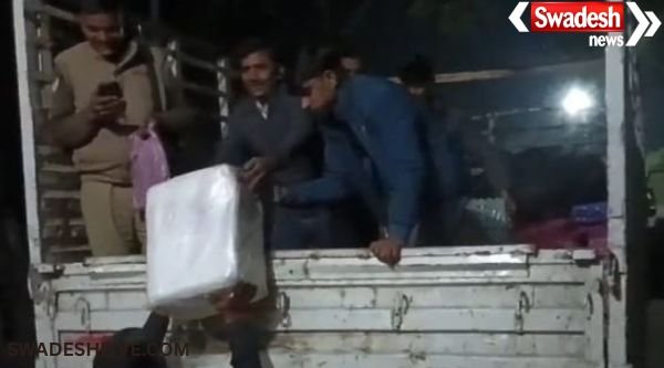 Unnao Board Exam Paper Accident: Major accident in Unnao, DCM carrying board exam papers overturned