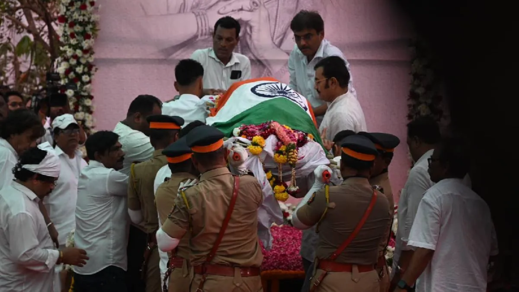 Asha Bhosle Funeral 