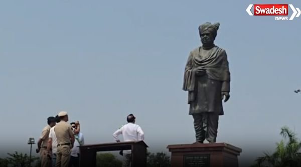 https://swadeshlive.com/kurukshetra-devi-lal-statue-protest/