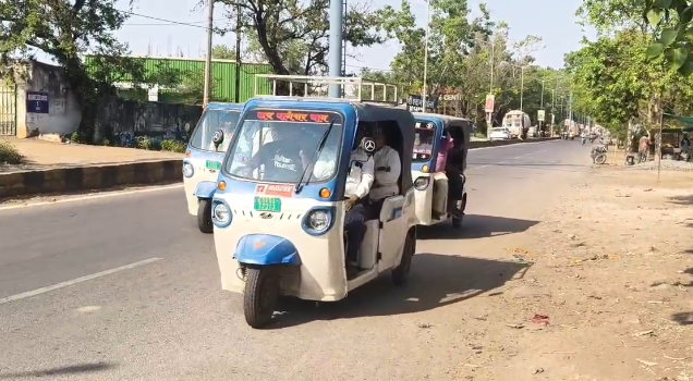 Dhamtari E Rickshaw 
