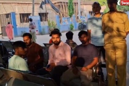 https://swadeshlive.com/rohtas-electricity-worker-road-accident/