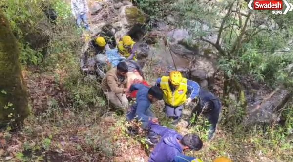 https://swadeshlive.com/nainital-thar-accident-pines-road/