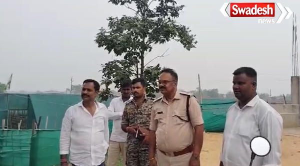 Rampage by miscreants disguised in police uniforms in Madhupur