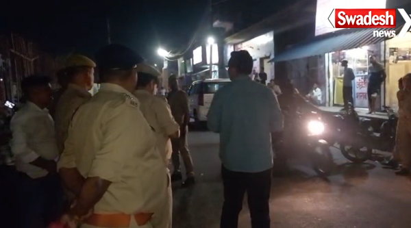 Firozabad Shatabdi Express Pelting Mohan Bhagwat
