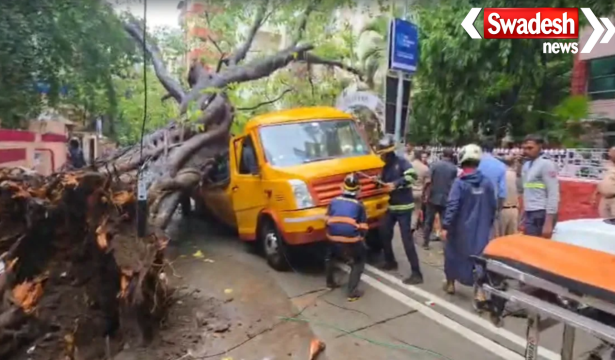 Mumbai Chembur School Van Accident