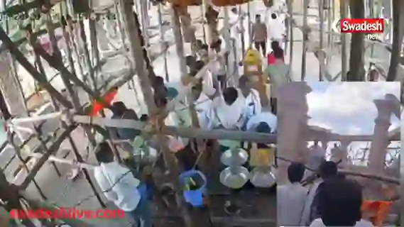 Temple Accident roof collapse mh parbhani