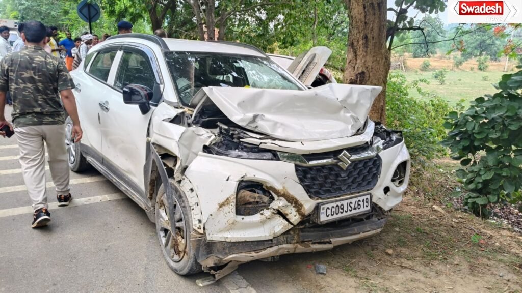 Kawardha Road Accident