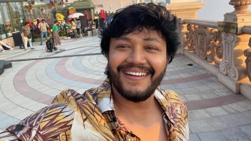 गोल्डन स्टार गणेश के जन्मदिन पर उनकी फिल्मों 'पिनाक' और 'बृंदाविहारी' की संभावित रिलीज से जुड़ी जानकारी।