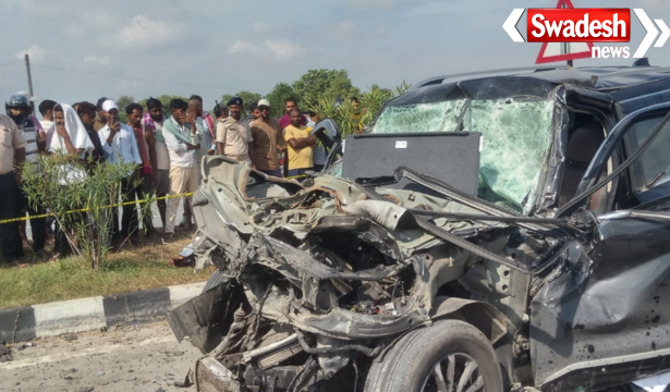 Ara Buxar Fourlane Scorpio Trailer Accident Bihiya