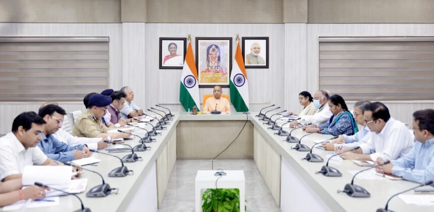 Kanwar Yatra 2026: मुख्यमंत्री योगी आदित्यनाथ के सख्त निर्देश, सुरक्षा, स्वास्थ्य, ड्रोन निगरानी और फेक न्यूज पर होगी कड़ी कार्रवाई