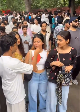 Jantar Mantar gen z Student