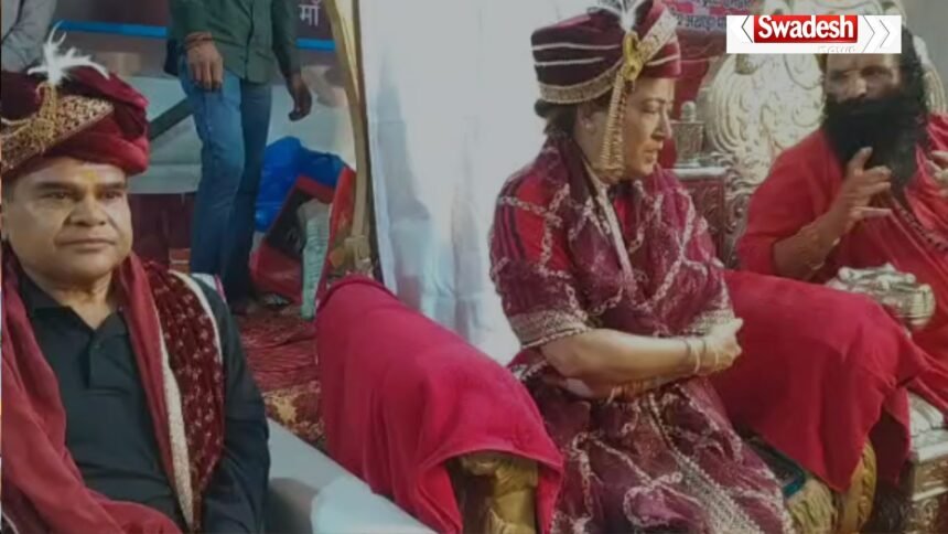 हरिद्वार में गंगा जल लेते हुए उत्तराखंड की खेल मंत्री रेखा आर्या