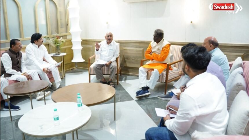 गुरु रविदास जी की 650वीं जयंती वर्ष की तैयारियों को लेकर हेमंत खण्डेलवाल की बैठक