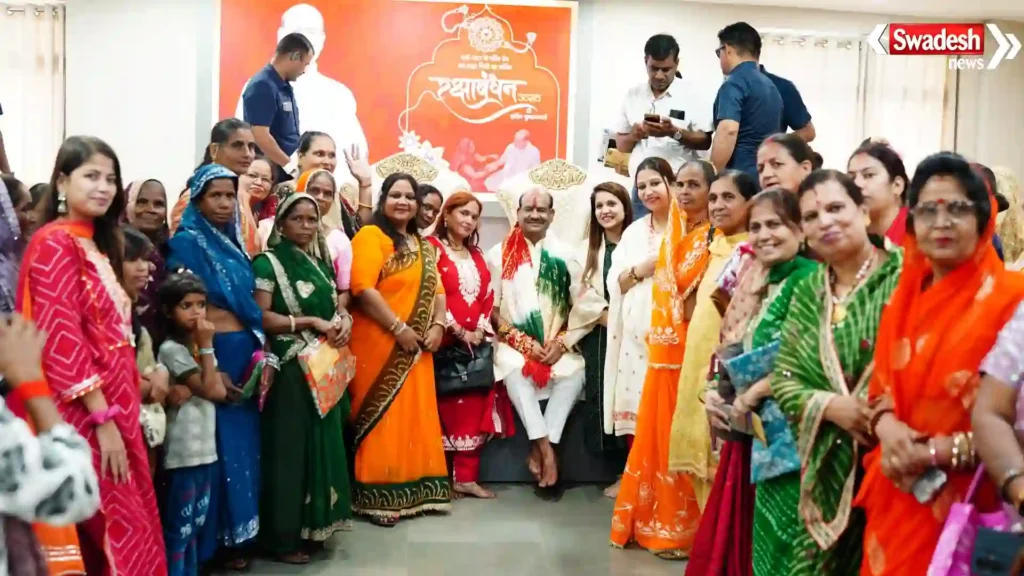 Kota Raksha Bandhan sisters-tie-rakhi-om-birla