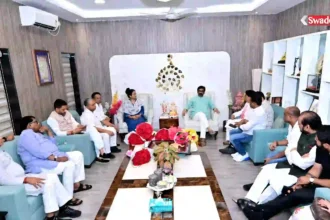 सीएम हेमंत सोरेन से कांग्रेस नेताओं की मुलाकात, छात्र हित में कैबिनेट फैसलों पर जताया आभार