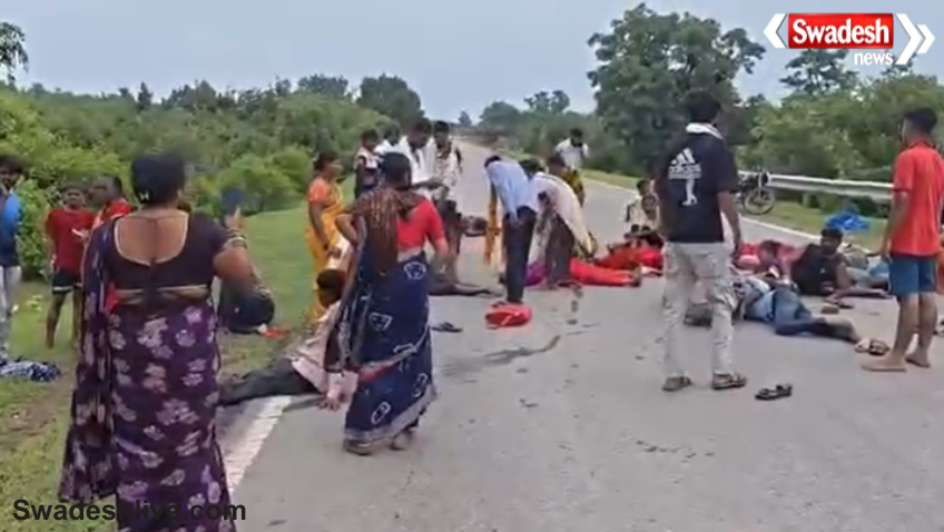 Panna Tractor Trolley Accident
