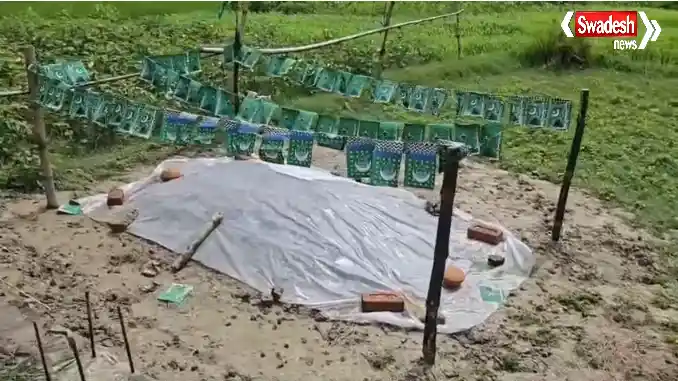 छपरा के सतुआ गांव में घर के सामने शव दफनाने को लेकर विवाद