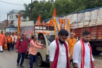 Kanker Kanwar Yatra: कांकेर में निकली विशाल कांवड़ यात्रा, सांसद भोजराज नाग हुए शामिल