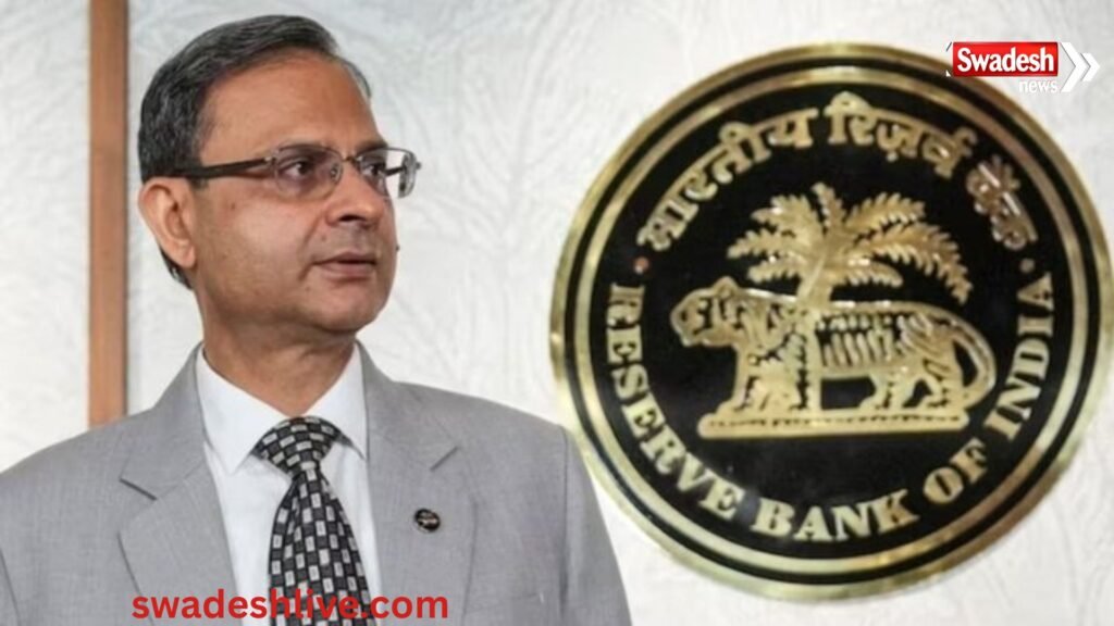 RBI गवर्नर संजय मल्होत्रा रेपो रेट 5.25 प्रतिशत पर बरकरार रखने की घोषणा करते हुए