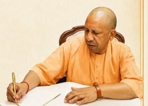ucknow-cm-yogi-gives-order-for-road-safety/