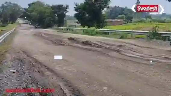 Sarkhor Overbridge Pendra road-potholes repair