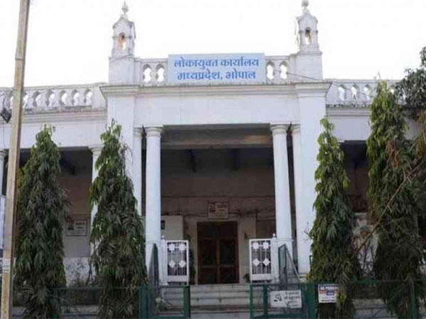 Bhopal Liquor Shop Fraud