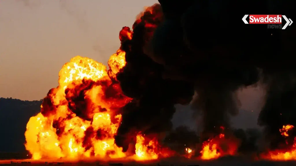 pakistan-ambulance-cylinder-blast-sindh-10-dead/