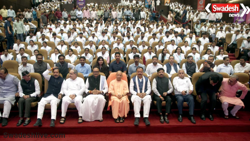 Yogi Adityanath Sardar Patel