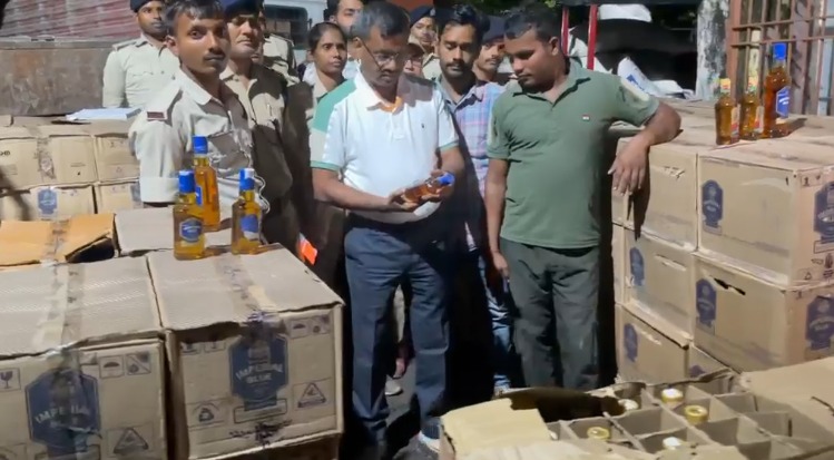 Patna Liquor Seizure 30 lakh