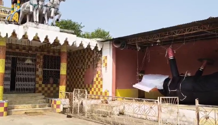 Khaniyadhana Khan Chacha
